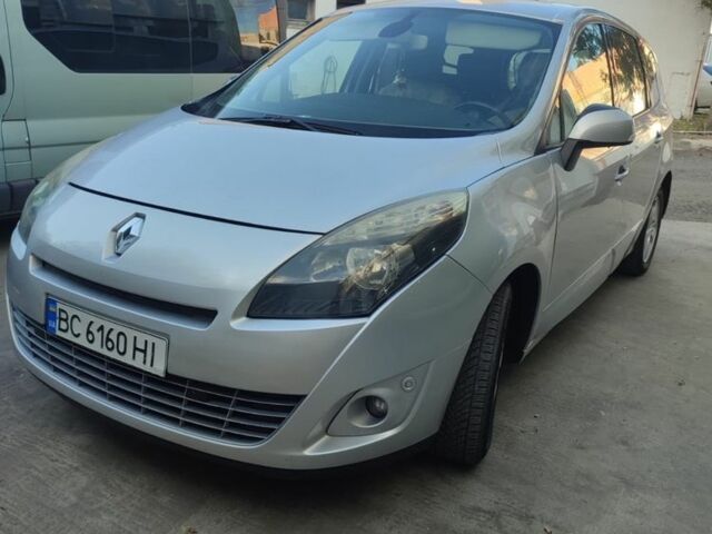 Серый Рено Сценик III, объемом двигателя 1.5 л и пробегом 260 тыс. км за 7000 $, фото 1 на Automoto.ua