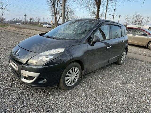 Серый Рено Сценик III, объемом двигателя 1.5 л и пробегом 203 тыс. км за 5700 $, фото 1 на Automoto.ua