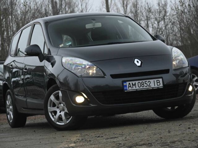 Серый Рено Сценик III, объемом двигателя 1.6 л и пробегом 206 тыс. км за 6999 $, фото 1 на Automoto.ua