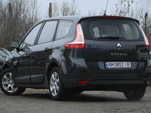 Серый Рено Сценик III, объемом двигателя 1.6 л и пробегом 206 тыс. км за 6999 $, фото 4 на Automoto.ua
