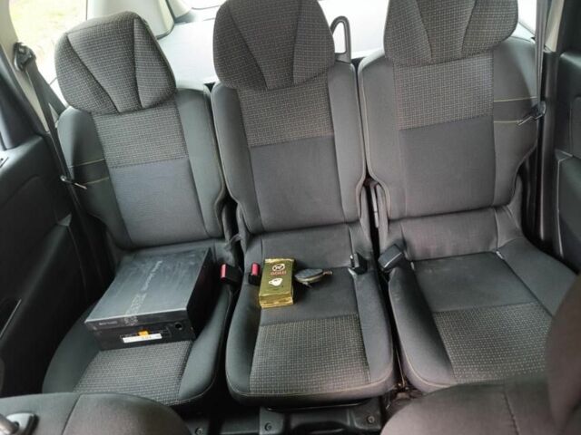 Серый Рено Сценик III, объемом двигателя 1.9 л и пробегом 300 тыс. км за 7000 $, фото 13 на Automoto.ua