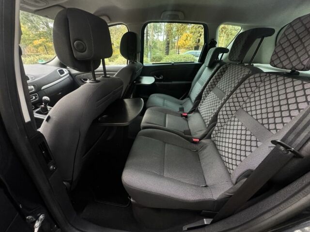 Серый Рено Сценик III, объемом двигателя 1.6 л и пробегом 269 тыс. км за 6900 $, фото 18 на Automoto.ua