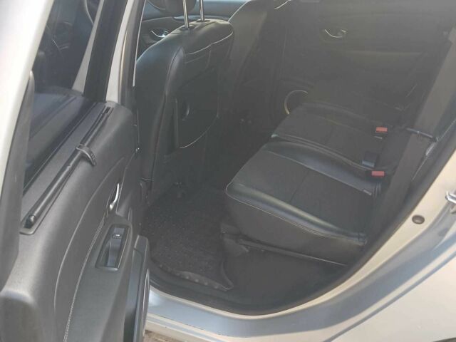 Сірий Рено Сценік III, об'ємом двигуна 1.5 л та пробігом 436 тис. км за 6500 $, фото 11 на Automoto.ua