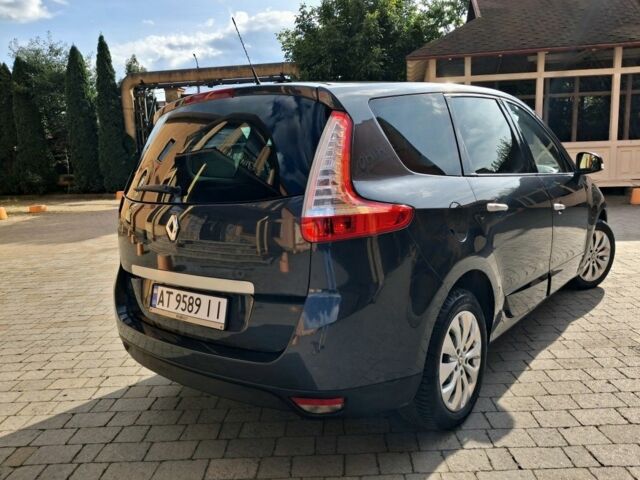 Серый Рено Сценик III, объемом двигателя 1.4 л и пробегом 277 тыс. км за 5950 $, фото 3 на Automoto.ua