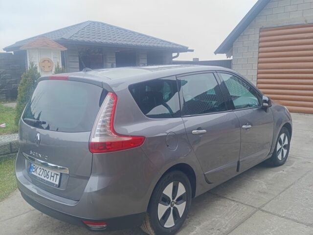 Серый Рено Сценик III, объемом двигателя 1.4 л и пробегом 224 тыс. км за 4650 $, фото 4 на Automoto.ua