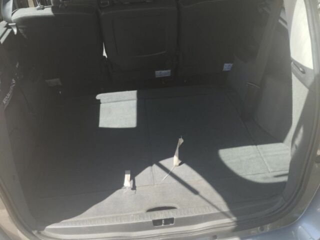 Серый Рено Сценик III, объемом двигателя 1.4 л и пробегом 172 тыс. км за 5300 $, фото 11 на Automoto.ua