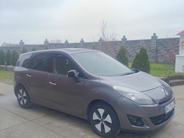 Серый Рено Сценик III, объемом двигателя 1.4 л и пробегом 224 тыс. км за 4650 $, фото 1 на Automoto.ua