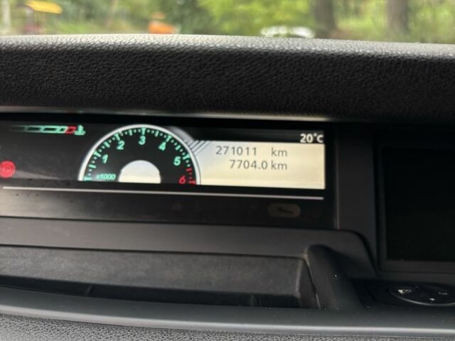 Серый Рено Сценик III, объемом двигателя 1.5 л и пробегом 270 тыс. км за 5500 $, фото 14 на Automoto.ua