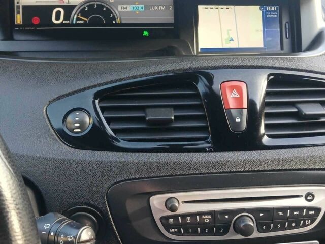 Сірий Рено Сценік III, об'ємом двигуна 1.5 л та пробігом 436 тис. км за 6500 $, фото 14 на Automoto.ua