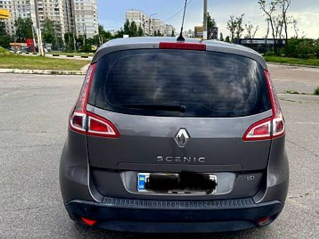 Серый Рено Сценик III, объемом двигателя 1.5 л и пробегом 217 тыс. км за 7000 $, фото 1 на Automoto.ua
