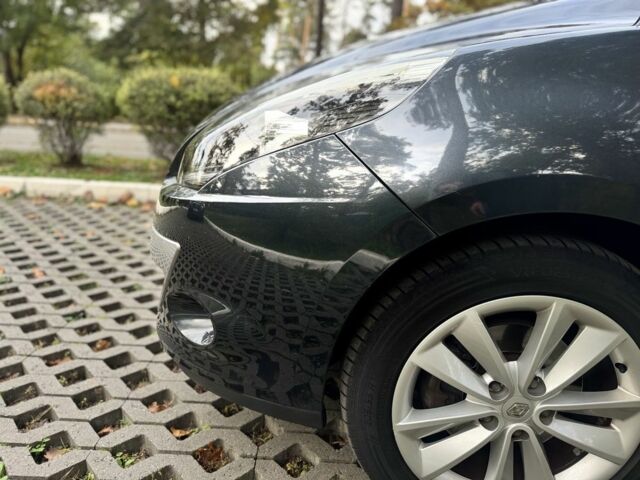 Серый Рено Сценик III, объемом двигателя 1.6 л и пробегом 269 тыс. км за 6900 $, фото 6 на Automoto.ua