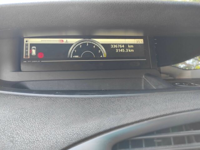 Серый Рено Сценик III, объемом двигателя 1.5 л и пробегом 336 тыс. км за 6000 $, фото 6 на Automoto.ua