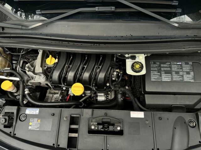 Серый Рено Сценик III, объемом двигателя 1.6 л и пробегом 269 тыс. км за 6900 $, фото 12 на Automoto.ua