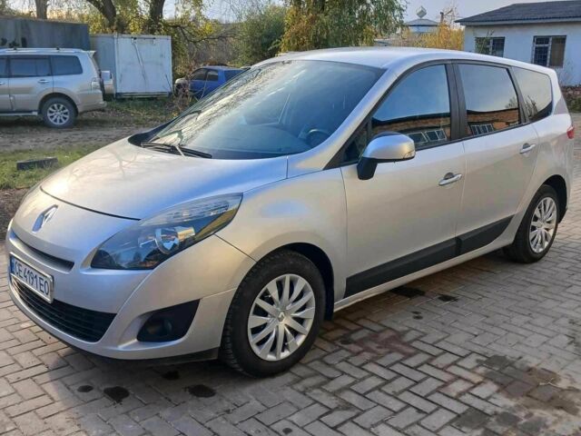 Сірий Рено Сценік III, об'ємом двигуна 1.5 л та пробігом 436 тис. км за 6500 $, фото 13 на Automoto.ua