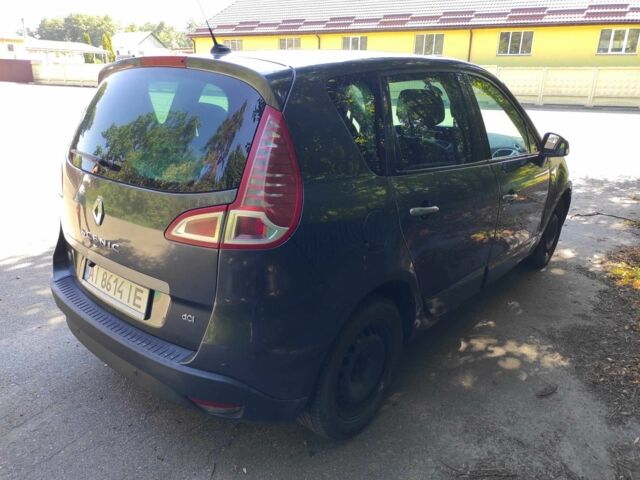 Серый Рено Сценик III, объемом двигателя 1.5 л и пробегом 336 тыс. км за 6000 $, фото 4 на Automoto.ua