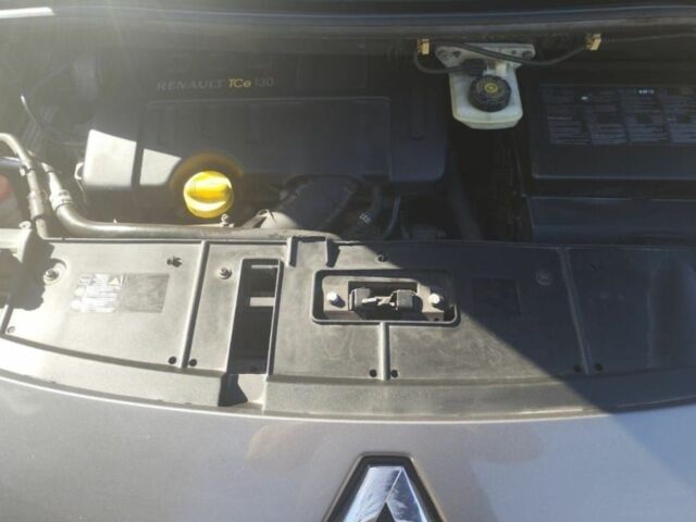 Серый Рено Сценик III, объемом двигателя 1.4 л и пробегом 172 тыс. км за 5300 $, фото 14 на Automoto.ua