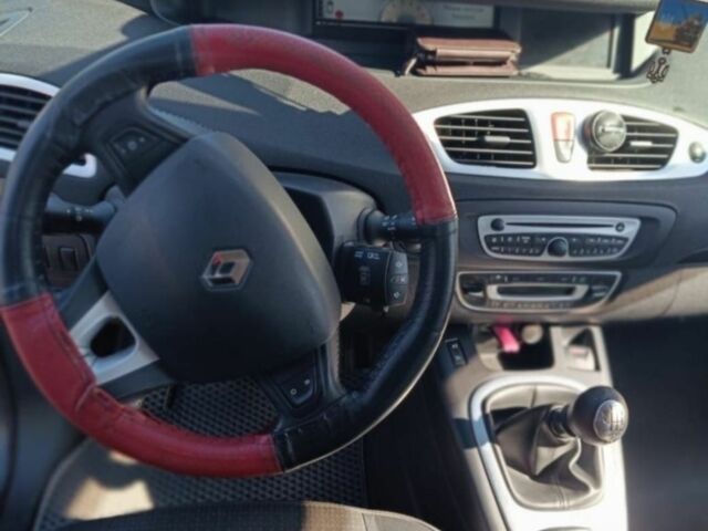 Серый Рено Сценик III, объемом двигателя 1.4 л и пробегом 172 тыс. км за 5300 $, фото 8 на Automoto.ua