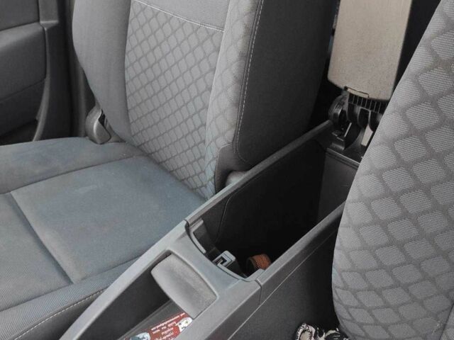 Серый Рено Сценик III, объемом двигателя 1.5 л и пробегом 214 тыс. км за 6500 $, фото 8 на Automoto.ua