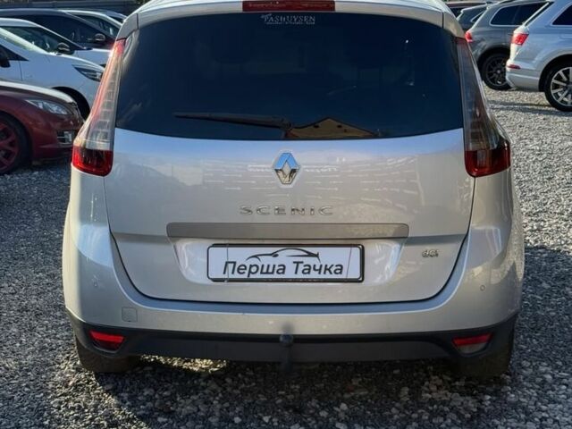 Серый Рено Сценик III, объемом двигателя 1.5 л и пробегом 278 тыс. км за 7900 $, фото 5 на Automoto.ua