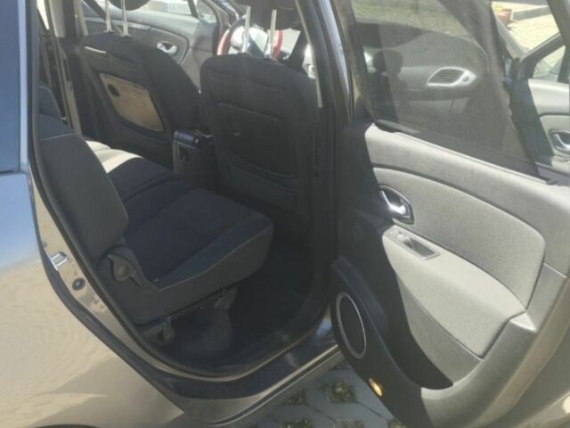 Серый Рено Сценик III, объемом двигателя 1.4 л и пробегом 172 тыс. км за 5300 $, фото 7 на Automoto.ua