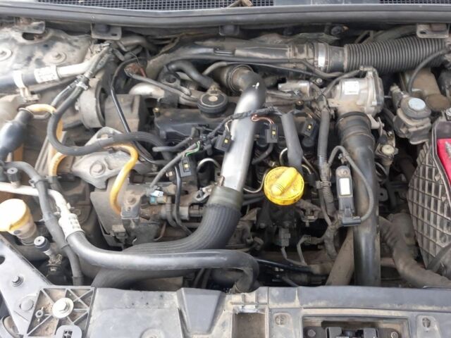 Серый Рено Сценик III, объемом двигателя 1 л и пробегом 720 тыс. км за 2500 $, фото 6 на Automoto.ua