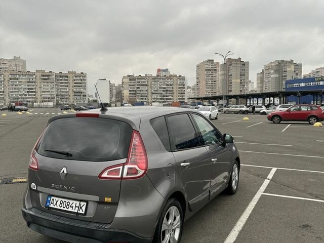 Серый Рено Сценик III, объемом двигателя 1.5 л и пробегом 224 тыс. км за 7500 $, фото 5 на Automoto.ua