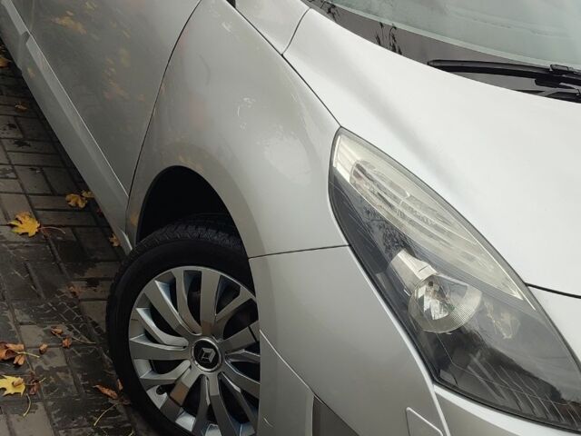 Сірий Рено Сценік III, об'ємом двигуна 1.5 л та пробігом 3 тис. км за 8500 $, фото 11 на Automoto.ua