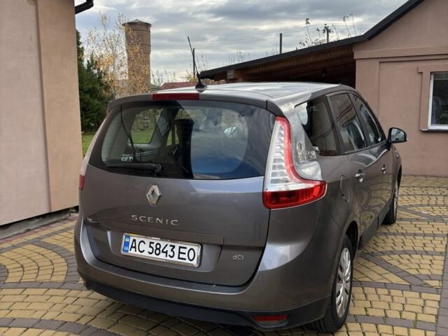 Серый Рено Сценик III, объемом двигателя 1.5 л и пробегом 261 тыс. км за 7000 $, фото 4 на Automoto.ua