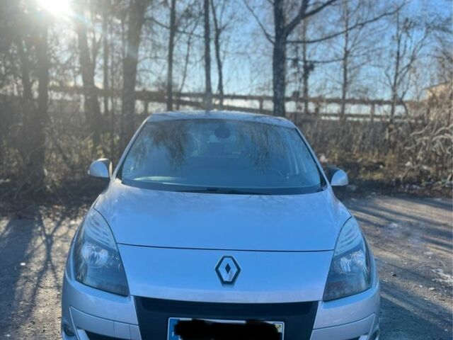Сірий Рено Сценік III, об'ємом двигуна 1.9 л та пробігом 262 тис. км за 3999 $, фото 1 на Automoto.ua