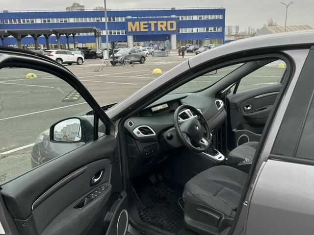 Серый Рено Сценик III, объемом двигателя 1.5 л и пробегом 224 тыс. км за 7500 $, фото 8 на Automoto.ua