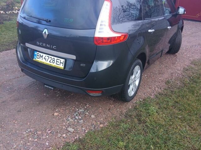 Серый Рено Сценик III, объемом двигателя 1.5 л и пробегом 245 тыс. км за 7800 $, фото 4 на Automoto.ua