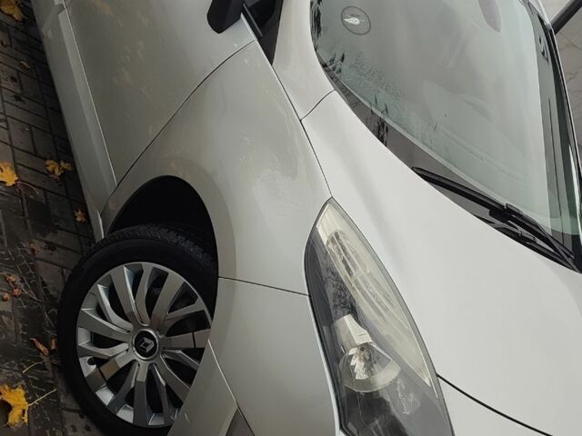 Сірий Рено Сценік III, об'ємом двигуна 1.5 л та пробігом 3 тис. км за 8500 $, фото 13 на Automoto.ua