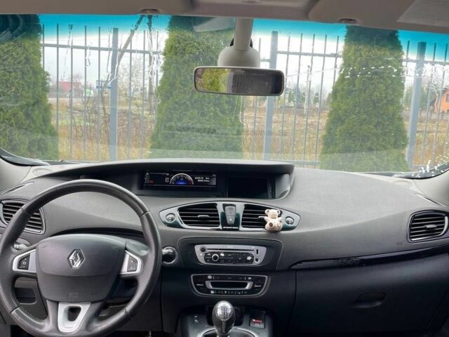 Сірий Рено Сценік III, об'ємом двигуна 1.6 л та пробігом 322 тис. км за 7900 $, фото 12 на Automoto.ua