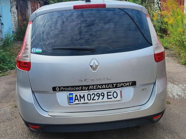 Серый Рено Сценик III, объемом двигателя 1.5 л и пробегом 295 тыс. км за 7500 $, фото 1 на Automoto.ua
