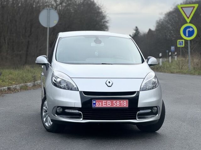 Сірий Рено Сценік III, об'ємом двигуна 1.5 л та пробігом 257 тис. км за 7400 $, фото 1 на Automoto.ua