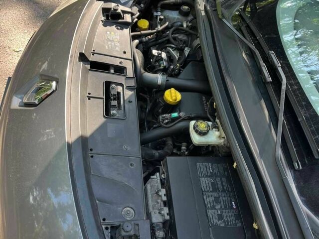 Сірий Рено Сценік III, об'ємом двигуна 0.15 л та пробігом 265 тис. км за 7350 $, фото 7 на Automoto.ua