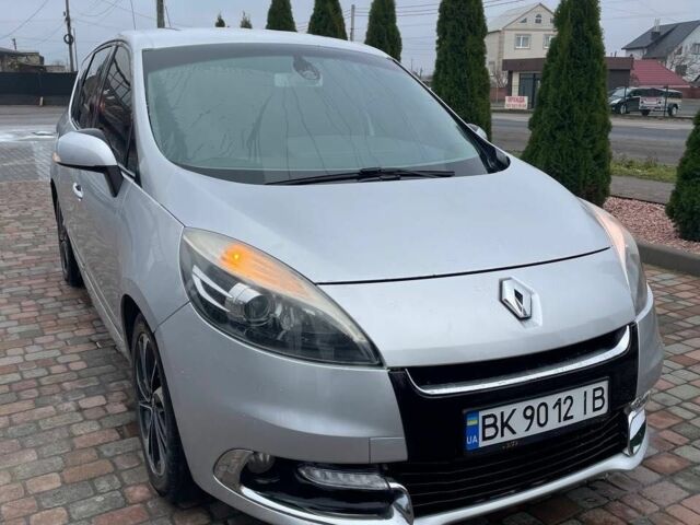 Сірий Рено Сценік III, об'ємом двигуна 1.6 л та пробігом 322 тис. км за 7900 $, фото 3 на Automoto.ua