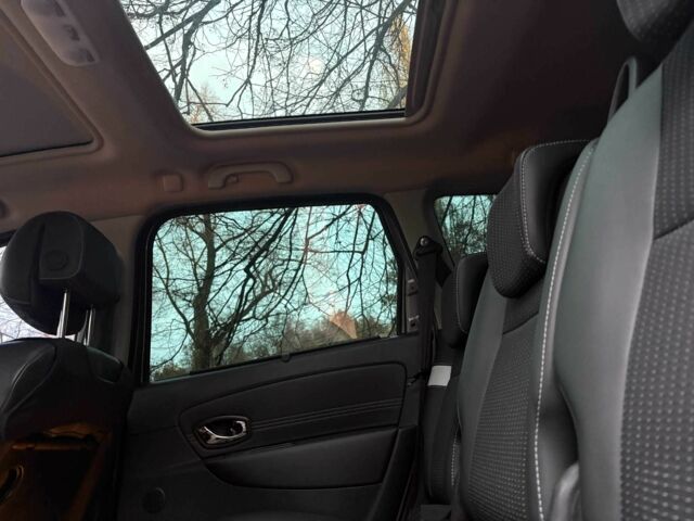 Серый Рено Сценик III, объемом двигателя 1.4 л и пробегом 196 тыс. км за 8000 $, фото 15 на Automoto.ua