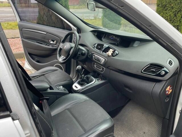 Сірий Рено Сценік III, об'ємом двигуна 1.6 л та пробігом 322 тис. км за 7900 $, фото 15 на Automoto.ua