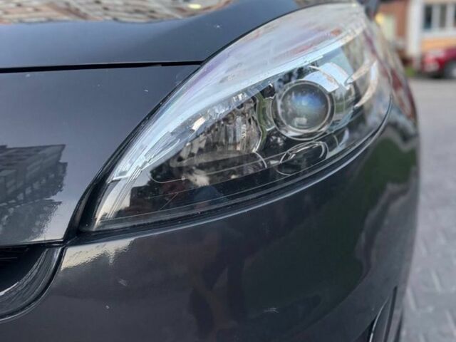 Серый Рено Сценик III, объемом двигателя 1.5 л и пробегом 300 тыс. км за 6000 $, фото 8 на Automoto.ua