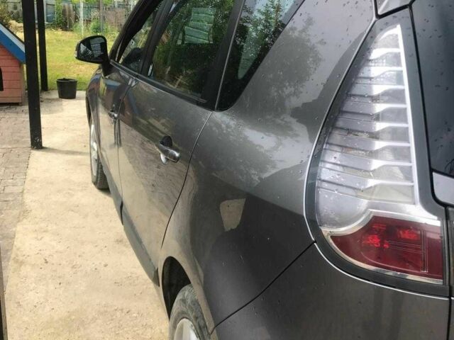 Серый Рено Сценик III, объемом двигателя 1.5 л и пробегом 186 тыс. км за 7500 $, фото 6 на Automoto.ua