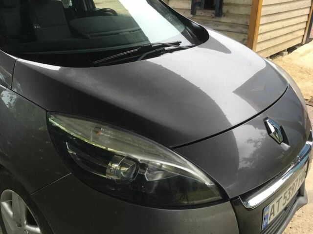 Серый Рено Сценик III, объемом двигателя 1.5 л и пробегом 186 тыс. км за 7500 $, фото 4 на Automoto.ua