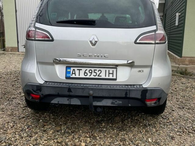 Серый Рено Сценик III, объемом двигателя 1.5 л и пробегом 230 тыс. км за 9000 $, фото 4 на Automoto.ua