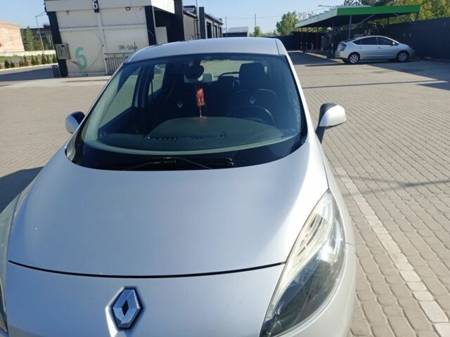 Сірий Рено Сценік III, об'ємом двигуна 1.5 л та пробігом 251 тис. км за 7200 $, фото 10 на Automoto.ua