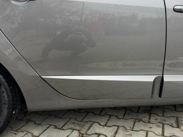 Сірий Рено Сценік III, об'ємом двигуна 1.6 л та пробігом 251 тис. км за 9299 $, фото 3 на Automoto.ua