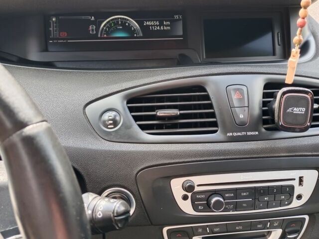 Сірий Рено Сценік III, об'ємом двигуна 1.5 л та пробігом 251 тис. км за 7200 $, фото 15 на Automoto.ua