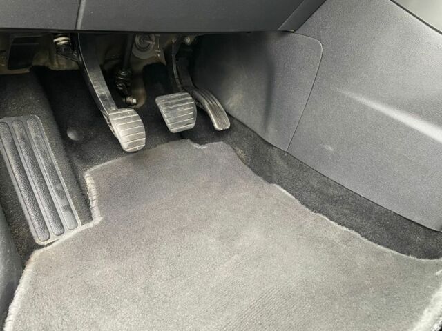 Серый Рено Сценик III, объемом двигателя 1.5 л и пробегом 230 тыс. км за 9000 $, фото 6 на Automoto.ua