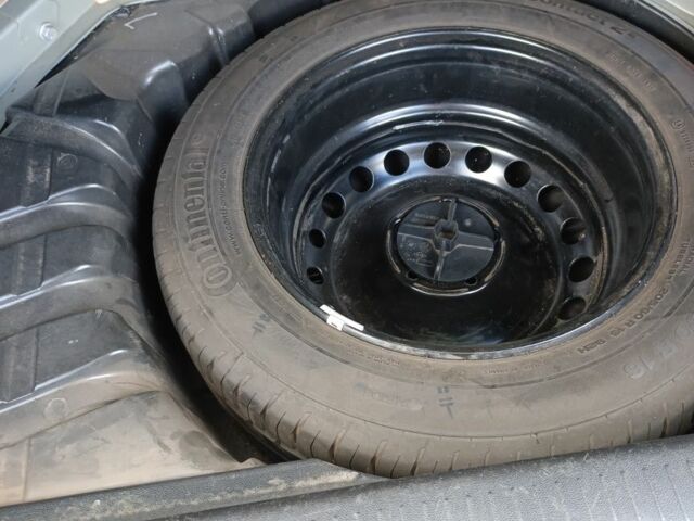 Сірий Рено Сценік III, об'ємом двигуна 1.5 л та пробігом 251 тис. км за 7200 $, фото 20 на Automoto.ua