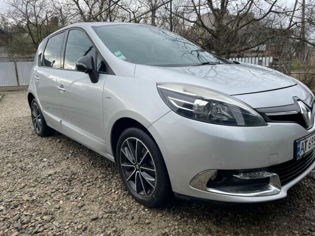 Серый Рено Сценик III, объемом двигателя 1.5 л и пробегом 230 тыс. км за 9000 $, фото 2 на Automoto.ua