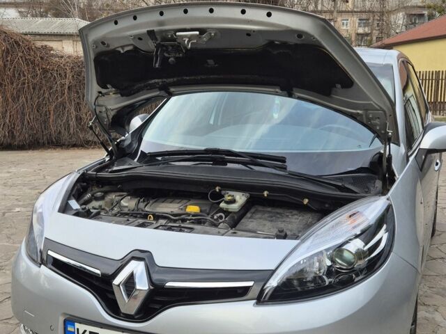 Сірий Рено Сценік III, об'ємом двигуна 1.6 л та пробігом 205 тис. км за 9200 $, фото 5 на Automoto.ua